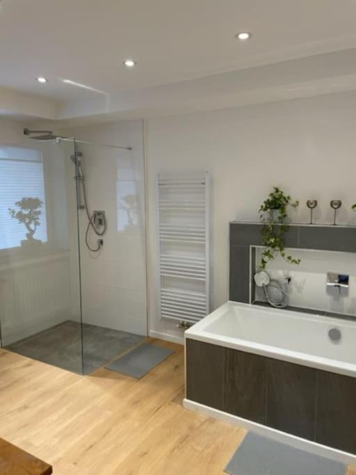 *Neu* Extravagantes Eifelhaus Am Nuerburgring Villa Mannebach  Eksteriør bilde